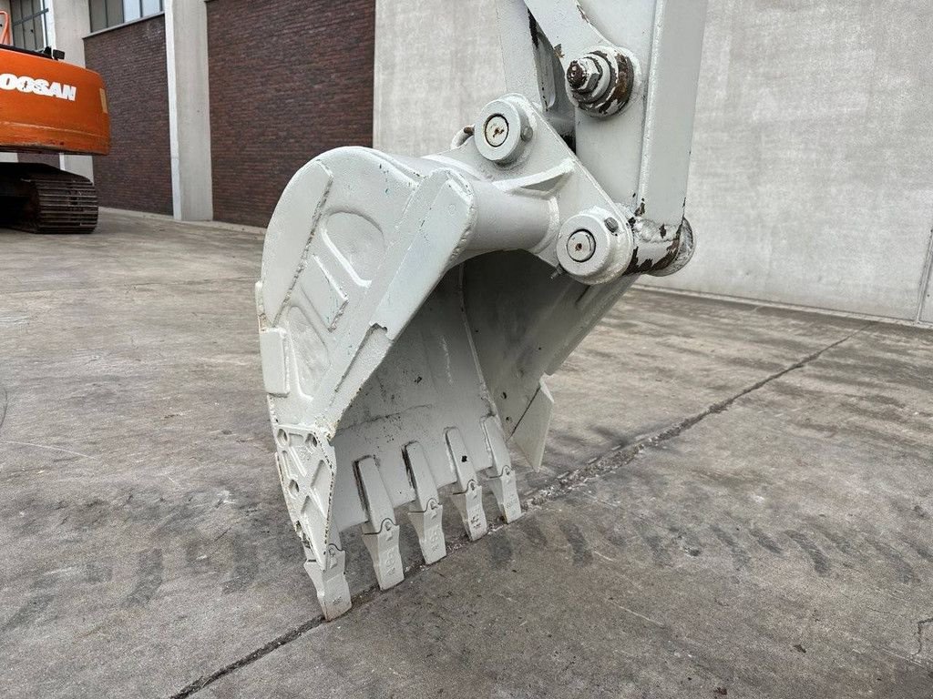 Kettenbagger a típus Takeuchi TB150C, Gebrauchtmaschine ekkor: Antwerpen (Kép 9)