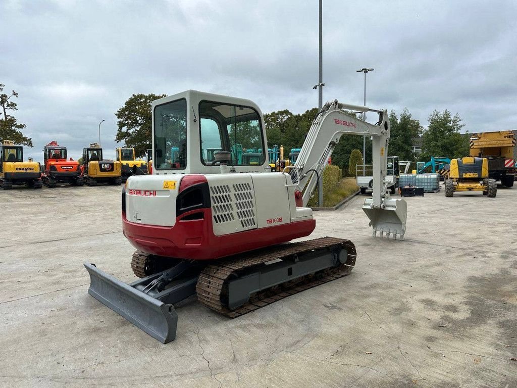 Kettenbagger del tipo Takeuchi TB160C, Gebrauchtmaschine en Antwerpen (Imagen 4)