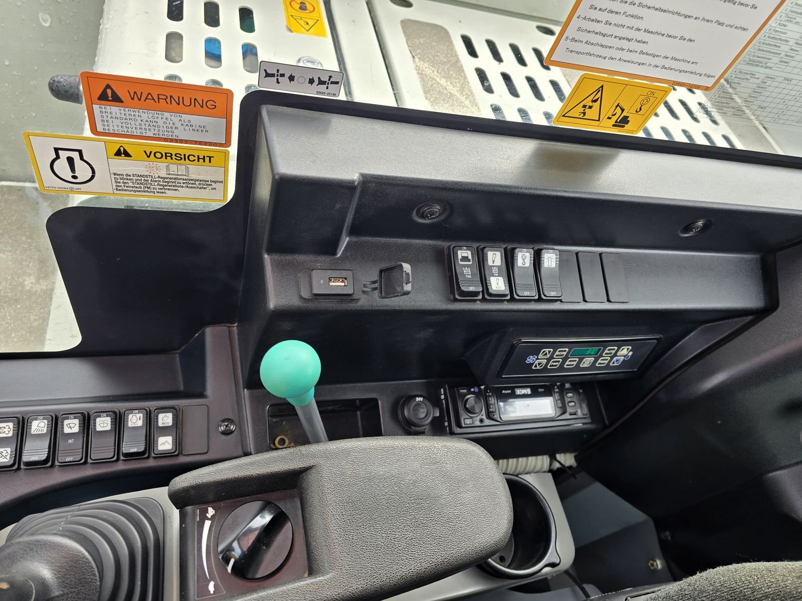 Kettenbagger van het type Takeuchi TB2150, Gebrauchtmaschine in Gabersdorf (Foto 10)