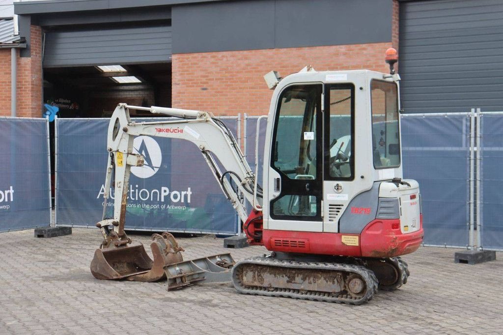Kettenbagger van het type Takeuchi TB219, Gebrauchtmaschine in Antwerpen (Foto 3)