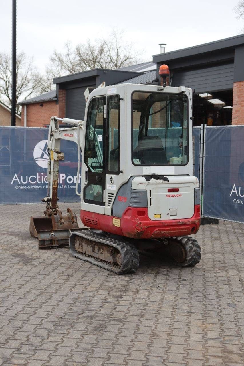 Kettenbagger van het type Takeuchi TB219, Gebrauchtmaschine in Antwerpen (Foto 4)