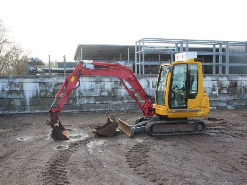 Kettenbagger типа Takeuchi TB235, Gebrauchtmaschine в Antwerpen (Фотография 1)