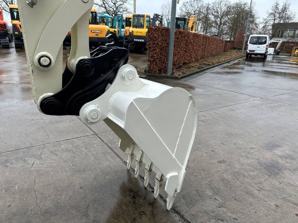 Kettenbagger a típus Terex TC48, Gebrauchtmaschine ekkor: Antwerpen (Kép 11)
