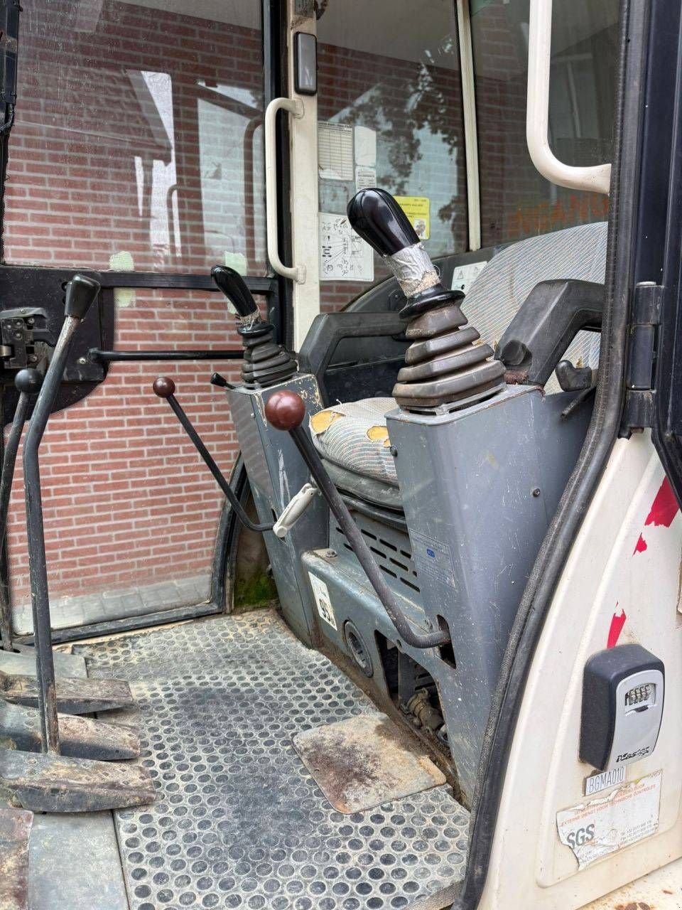 Kettenbagger типа Terex TC48, Gebrauchtmaschine в Antwerpen (Фотография 10)