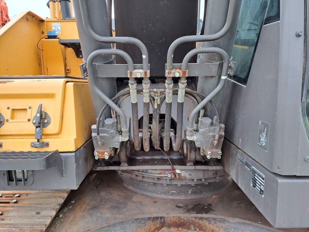 Kettenbagger des Typs Volvo EC 220 EL (New Undercarriage), Gebrauchtmaschine in Stabroek (Bild 11)