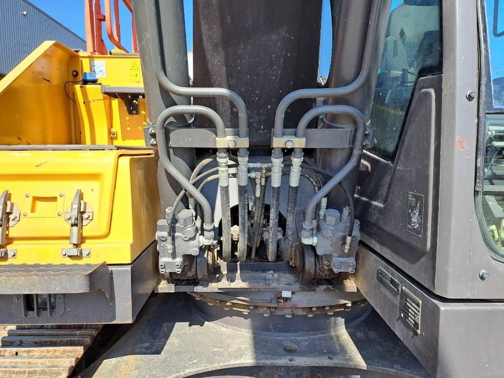 Kettenbagger a típus Volvo EC 220 EL, Gebrauchtmaschine ekkor: Stabroek (Kép 11)