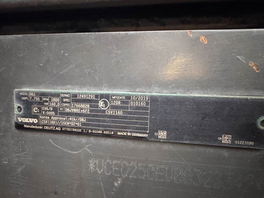 Kettenbagger tip Volvo EC 250 EL, Gebrauchtmaschine in Oud Gastel (Poză 8)