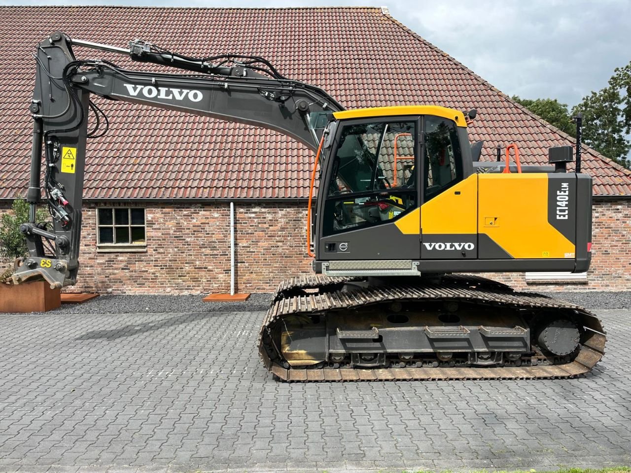 Kettenbagger Türe ait Volvo EC140ELM, Gebrauchtmaschine içinde Nijelamer (resim 1)