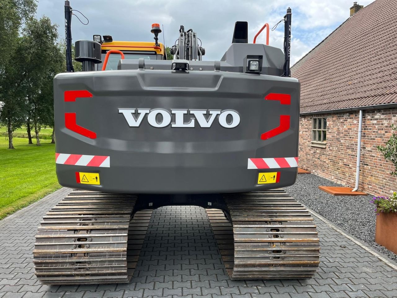 Kettenbagger du type Volvo EC140ELM, Gebrauchtmaschine en Nijelamer (Photo 4)