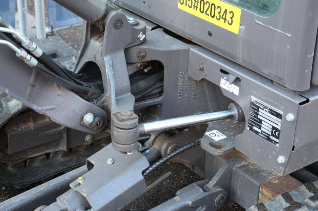 Kettenbagger a típus Volvo EC18E, Gebrauchtmaschine ekkor: Antwerpen (Kép 11)