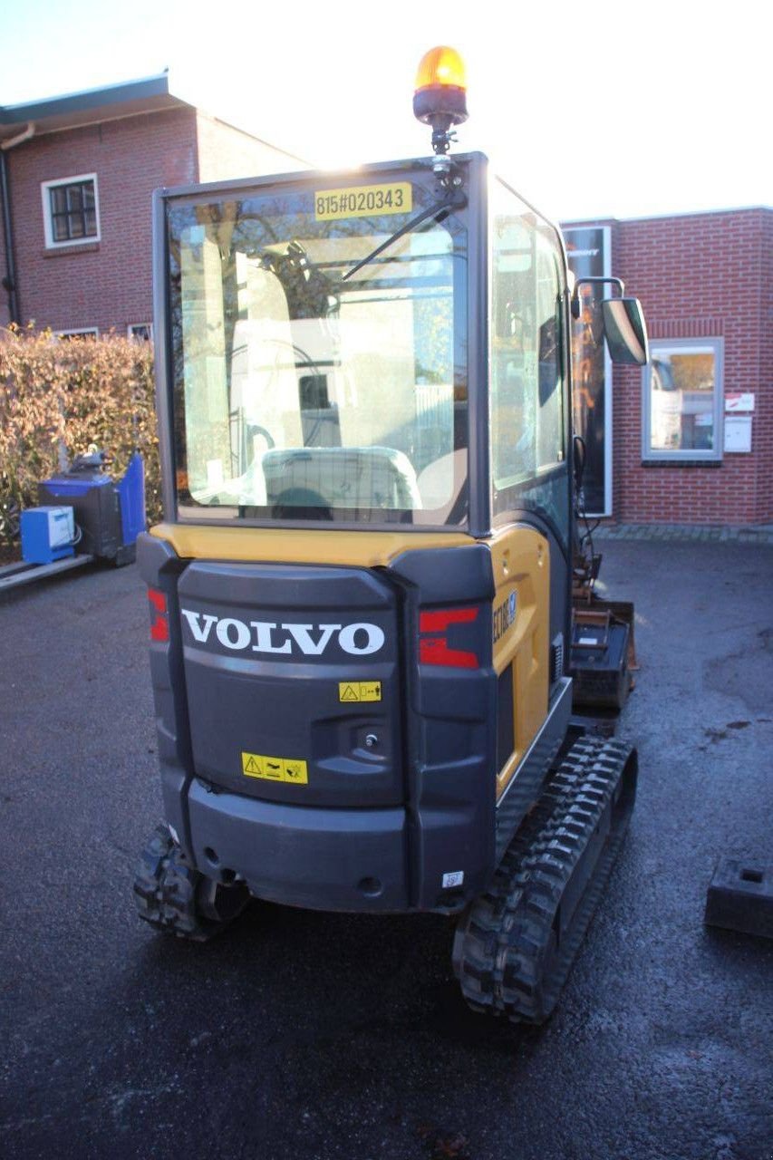 Kettenbagger a típus Volvo EC18E, Gebrauchtmaschine ekkor: Antwerpen (Kép 5)