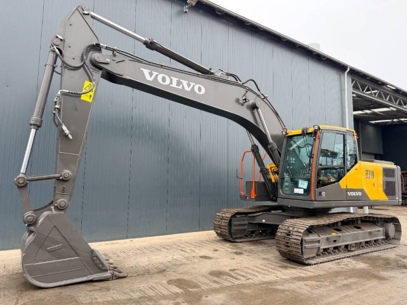 Kettenbagger van het type Volvo EC210, Gebrauchtmaschine in Venlo (Foto 1)