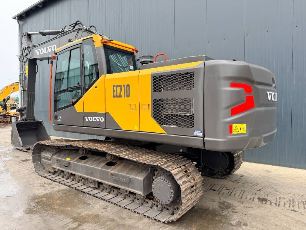 Kettenbagger Türe ait Volvo EC210, Gebrauchtmaschine içinde Venlo (resim 2)