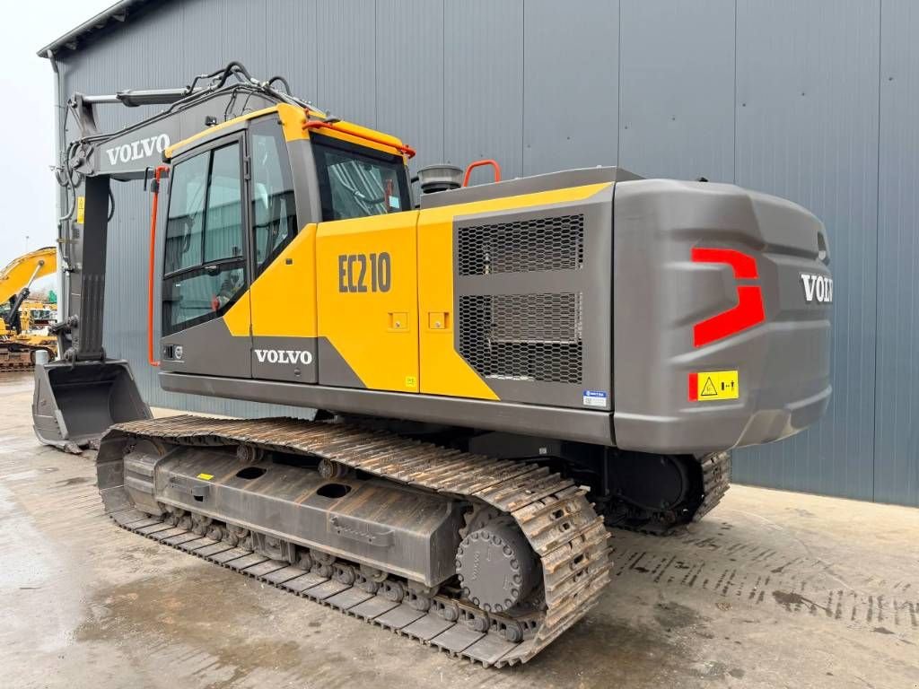 Kettenbagger Türe ait Volvo EC210, Gebrauchtmaschine içinde Venlo (resim 3)