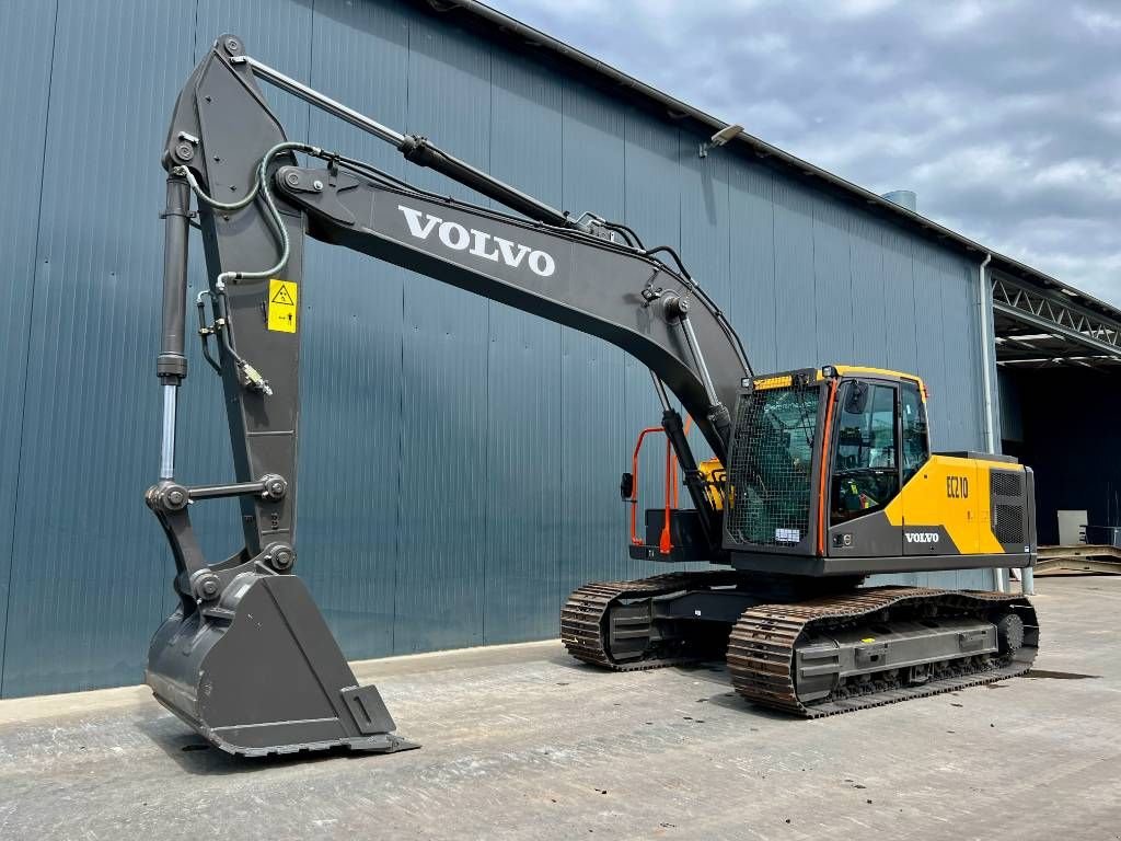 Kettenbagger del tipo Volvo EC210, Neumaschine en Venlo (Imagen 1)