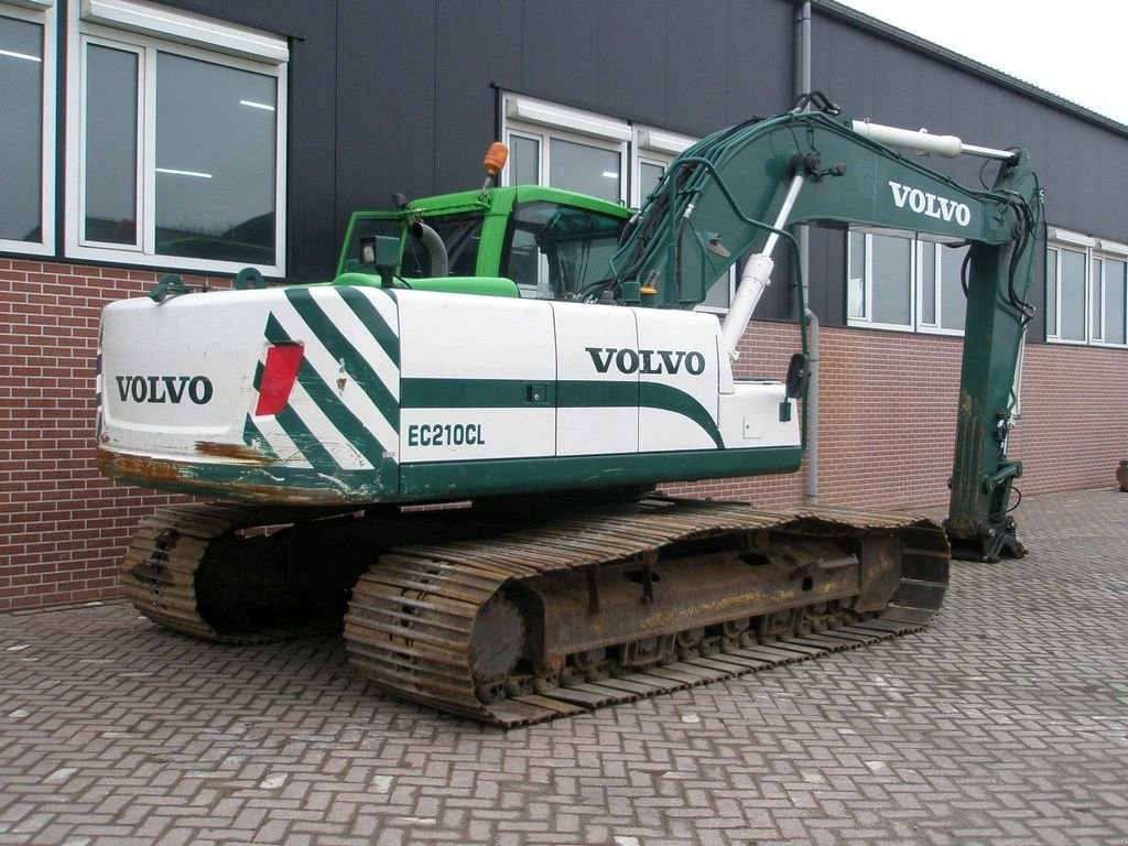 Kettenbagger des Typs Volvo EC210CL, Gebrauchtmaschine in Barneveld (Bild 4)