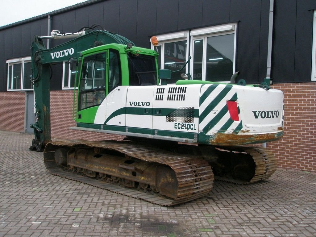 Kettenbagger des Typs Volvo EC210CL, Gebrauchtmaschine in Barneveld (Bild 2)