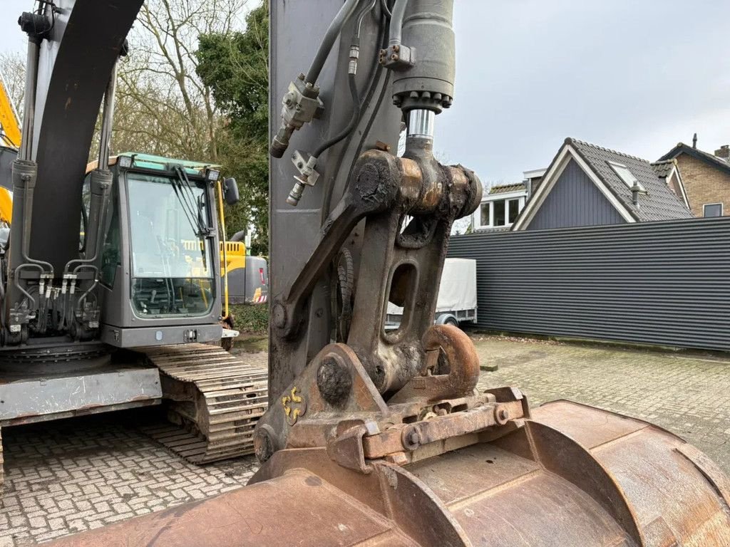 Kettenbagger типа Volvo EC220 DL, Gebrauchtmaschine в Scharsterbrug (Фотография 8)