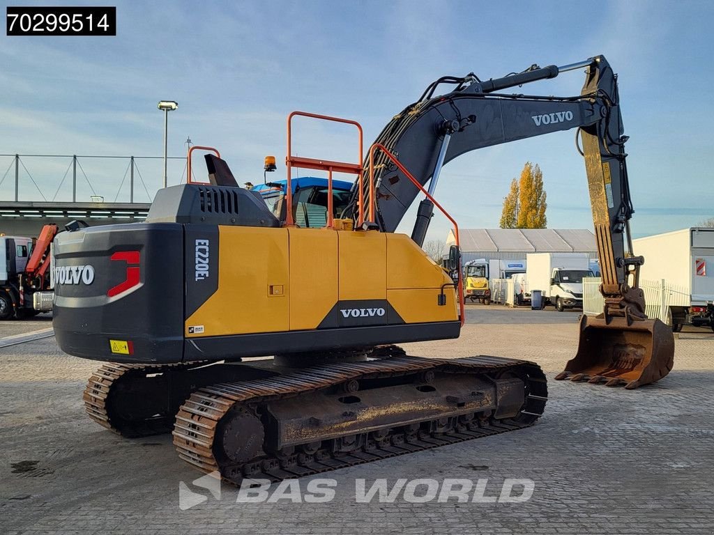 Kettenbagger типа Volvo EC220 E L, Gebrauchtmaschine в Veghel (Фотография 5)
