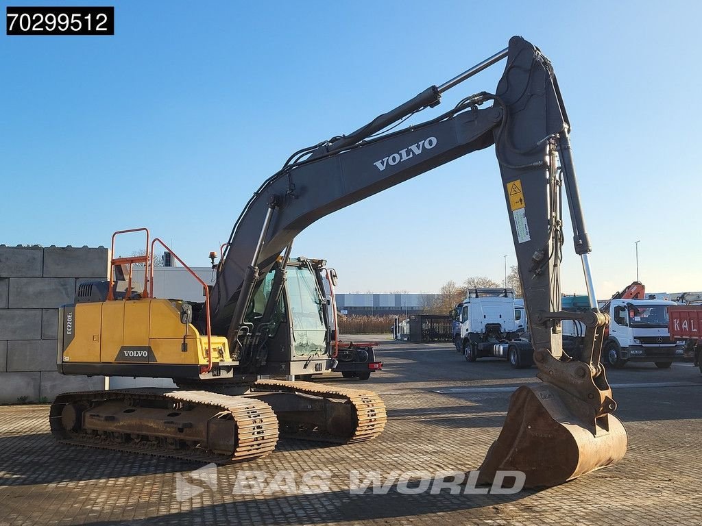 Kettenbagger of the type Volvo EC220 E L, Gebrauchtmaschine in Veghel (Picture 8)