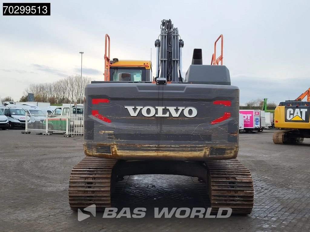 Kettenbagger vrste Volvo EC220 E L, Gebrauchtmaschine v Veghel (Slika 3)