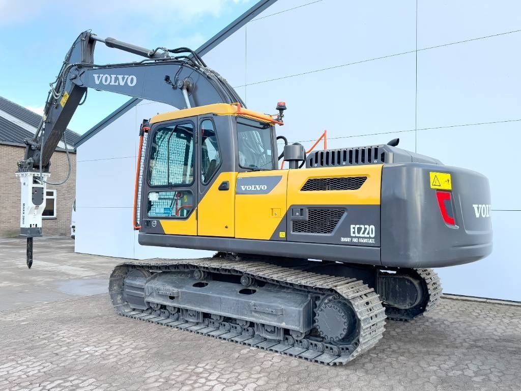 Kettenbagger от тип Volvo EC220D + Maxx 2000 Hammer New / Unused / 2025 Mode, Gebrauchtmaschine в Veldhoven (Снимка 3)