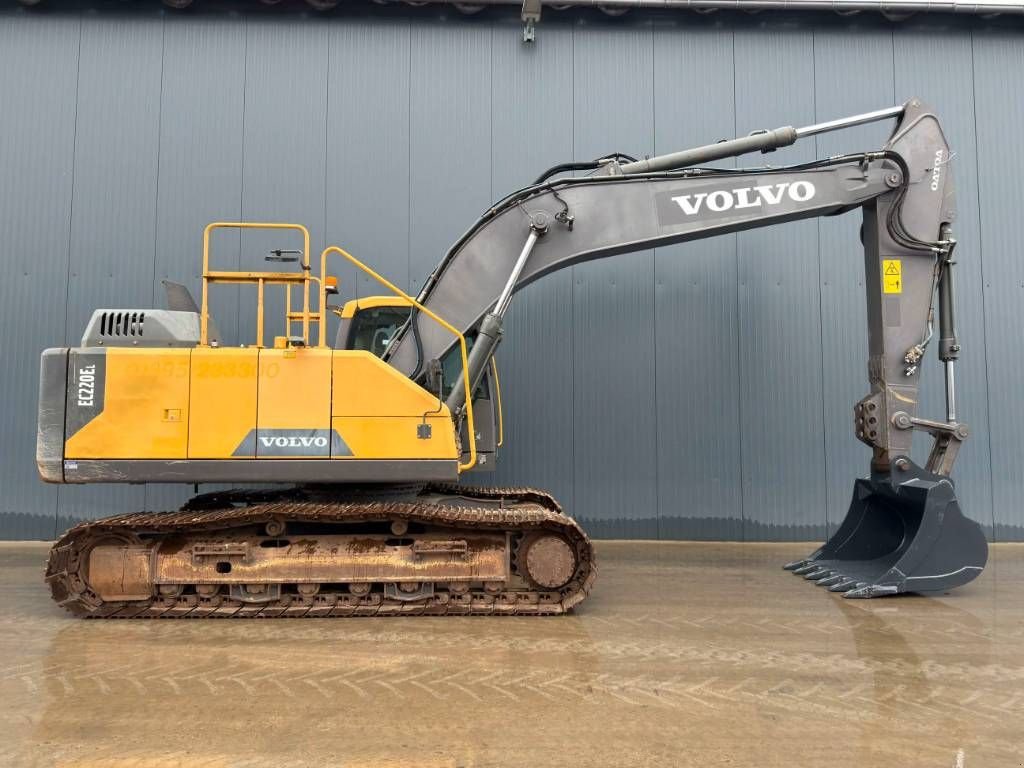 Kettenbagger от тип Volvo EC220E L, Gebrauchtmaschine в Venlo (Снимка 7)