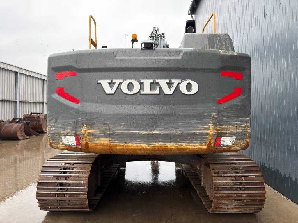 Kettenbagger a típus Volvo EC220E L, Gebrauchtmaschine ekkor: Venlo (Kép 4)
