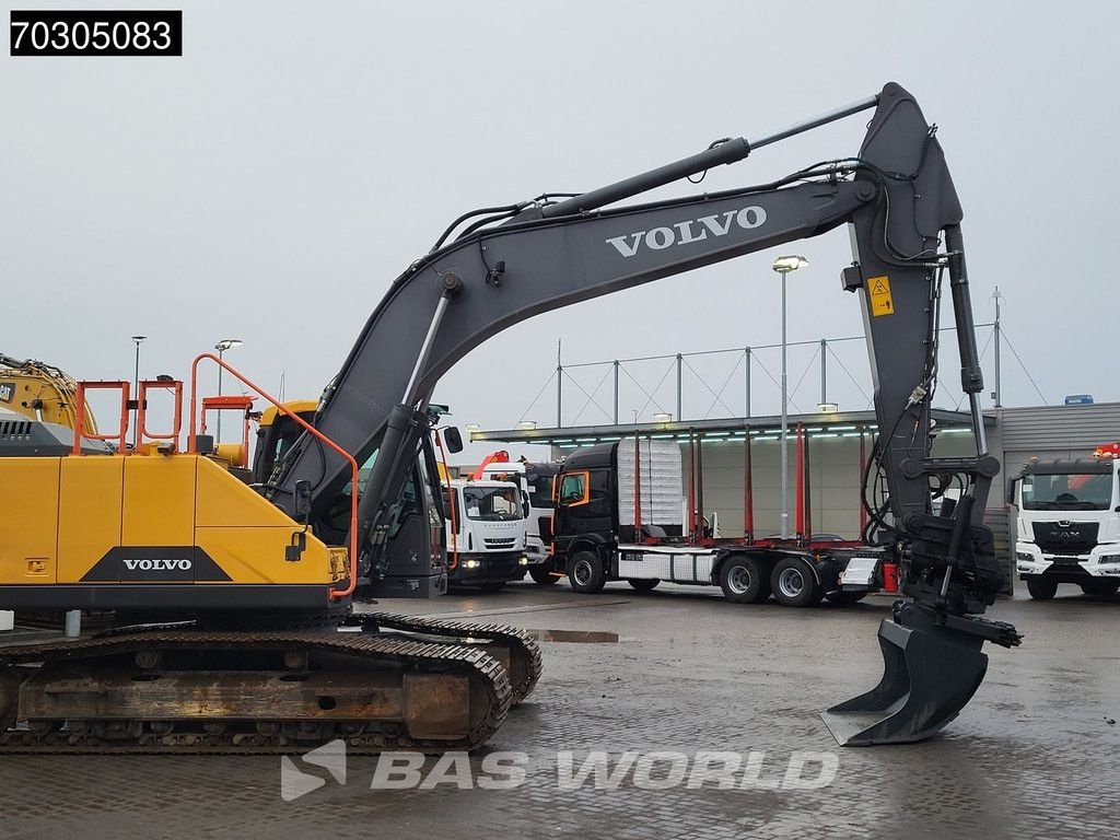 Kettenbagger des Typs Volvo EC250 E L Tiltrotator - GPS, Gebrauchtmaschine in Veghel (Bild 8)