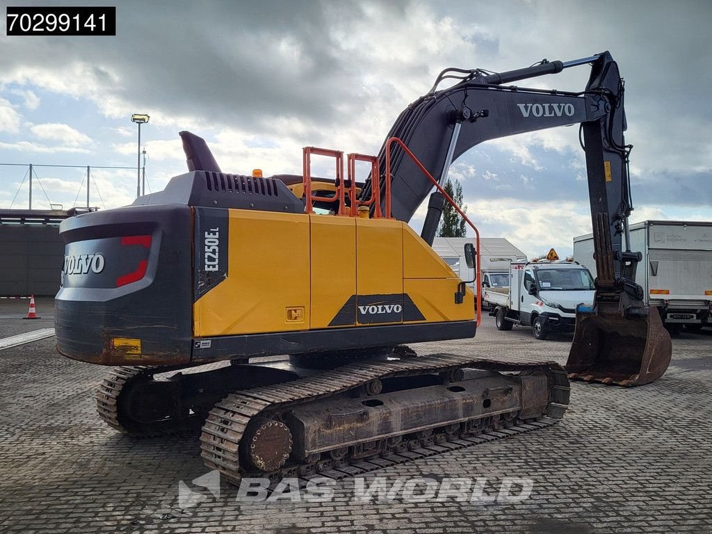 Kettenbagger typu Volvo EC250 E L, Gebrauchtmaschine v Veghel (Obrázek 5)