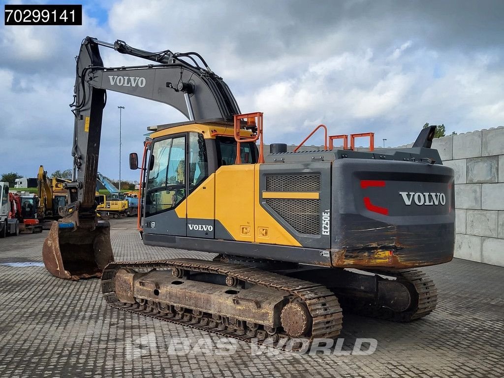 Kettenbagger typu Volvo EC250 E L, Gebrauchtmaschine w Veghel (Zdjęcie 2)