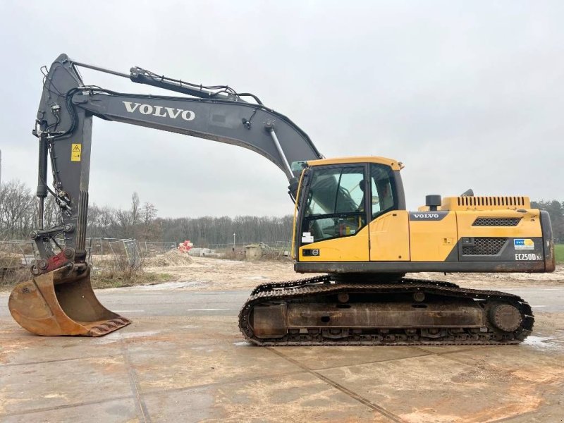 Kettenbagger of the type Volvo EC250DNL Good Working Condition / CE Certified, Gebrauchtmaschine in Veldhoven (Picture 1)