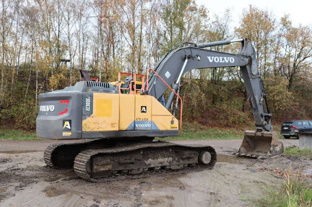 Kettenbagger a típus Volvo EC300EL, Gebrauchtmaschine ekkor: Antwerpen (Kép 8)