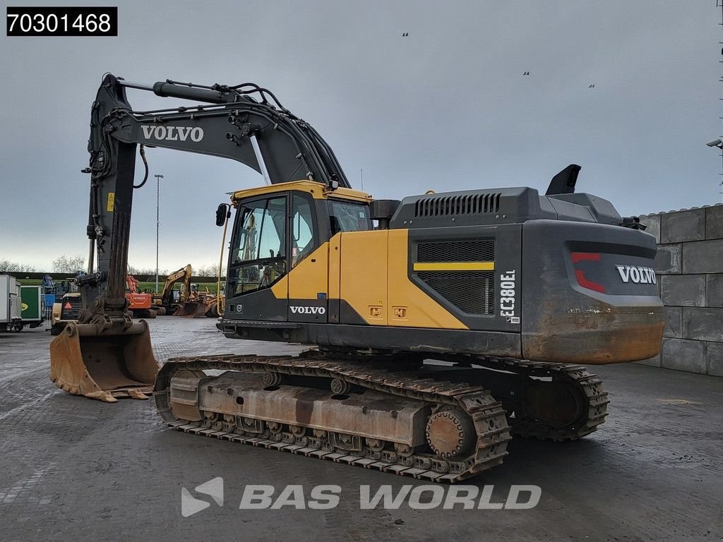 Kettenbagger of the type Volvo EC380 E L, Gebrauchtmaschine in Veghel (Picture 2)