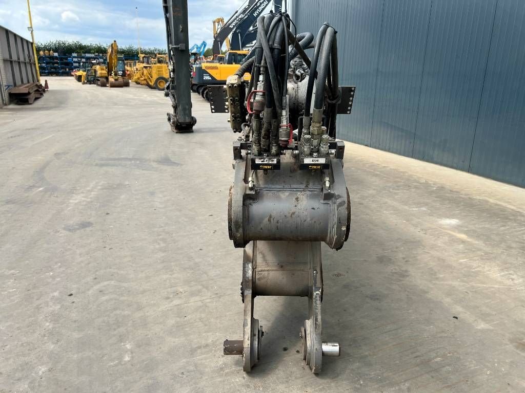 Kettenbagger van het type Volvo EC380E HR UHD, Gebrauchtmaschine in Venlo (Foto 9)