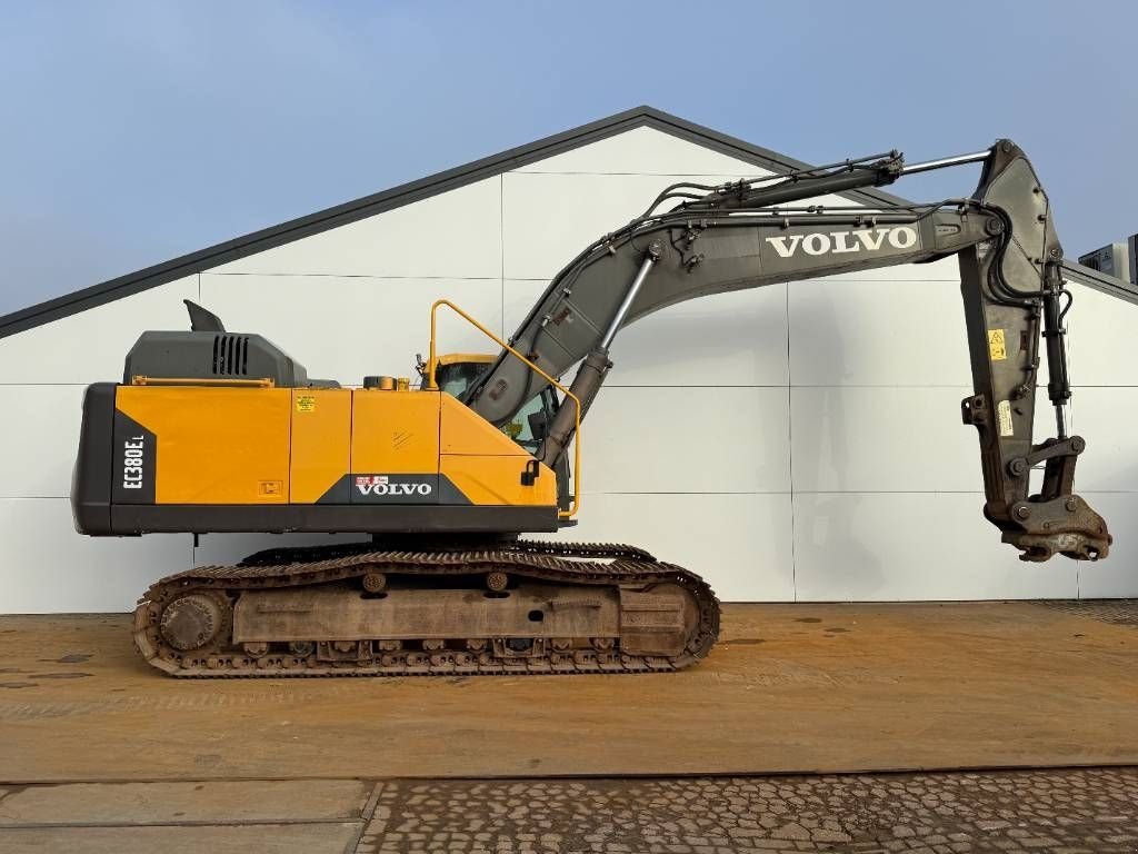 Kettenbagger du type Volvo EC380EL - Quick Coupler / Hammer Lines, Gebrauchtmaschine en Veldhoven (Photo 7)