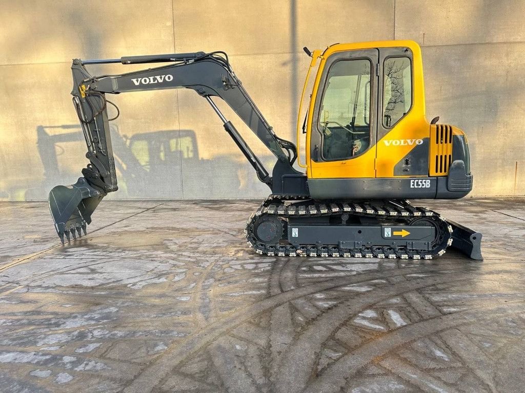 Kettenbagger от тип Volvo EC55B, Gebrauchtmaschine в Antwerpen (Снимка 8)