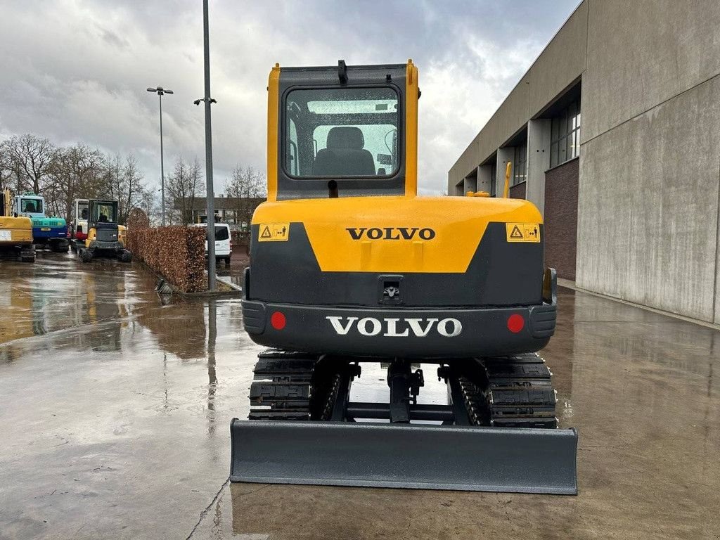 Kettenbagger от тип Volvo EC55B, Gebrauchtmaschine в Antwerpen (Снимка 5)