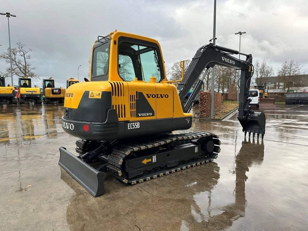 Kettenbagger от тип Volvo EC55B, Gebrauchtmaschine в Antwerpen (Снимка 4)