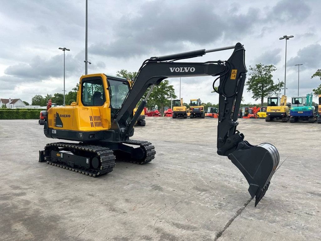 Kettenbagger du type Volvo EC55B, Gebrauchtmaschine en Antwerpen (Photo 3)