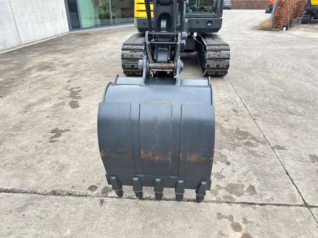 Kettenbagger typu Volvo EC60C, Gebrauchtmaschine v Antwerpen (Obrázek 10)
