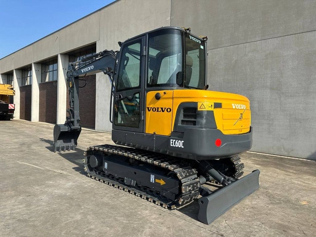 Kettenbagger van het type Volvo EC60C, Gebrauchtmaschine in Antwerpen (Foto 7)