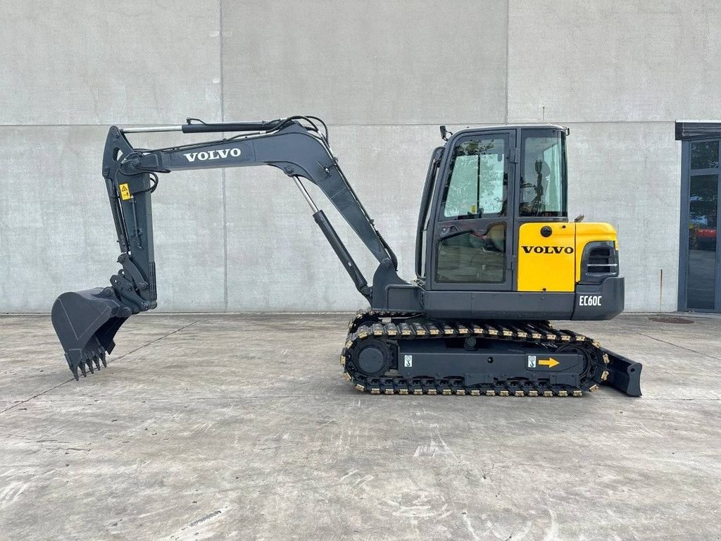 Kettenbagger типа Volvo EC60C, Gebrauchtmaschine в Antwerpen (Фотография 8)