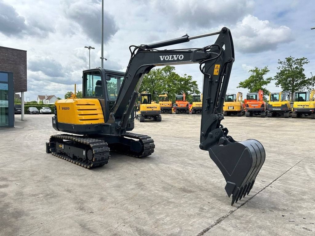 Kettenbagger типа Volvo EC60C, Gebrauchtmaschine в Antwerpen (Фотография 3)