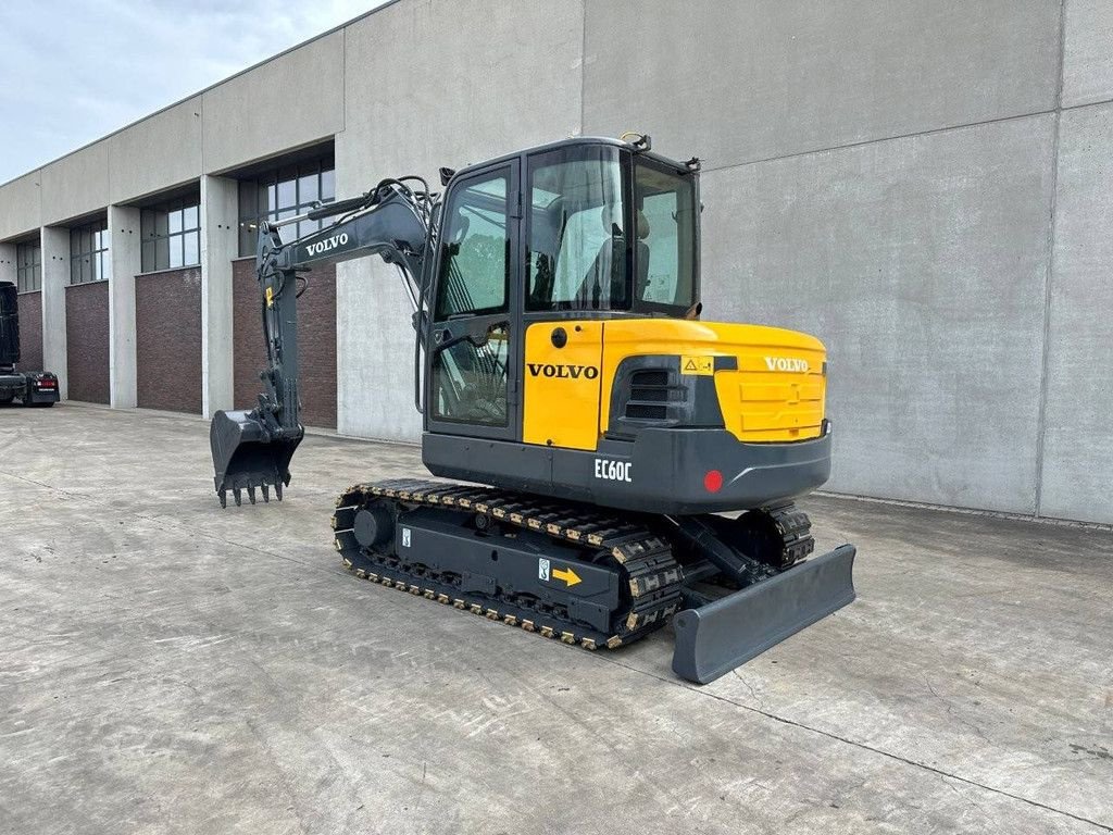 Kettenbagger типа Volvo EC60C, Gebrauchtmaschine в Antwerpen (Фотография 7)