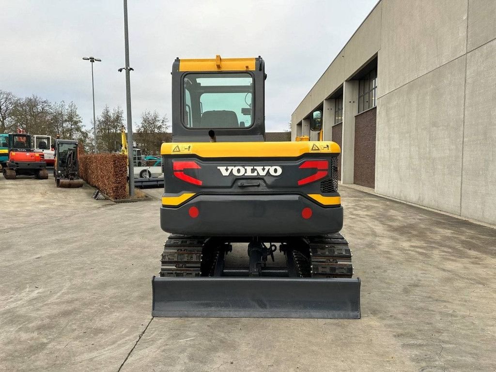 Kettenbagger van het type Volvo EC60D, Gebrauchtmaschine in Antwerpen (Foto 5)