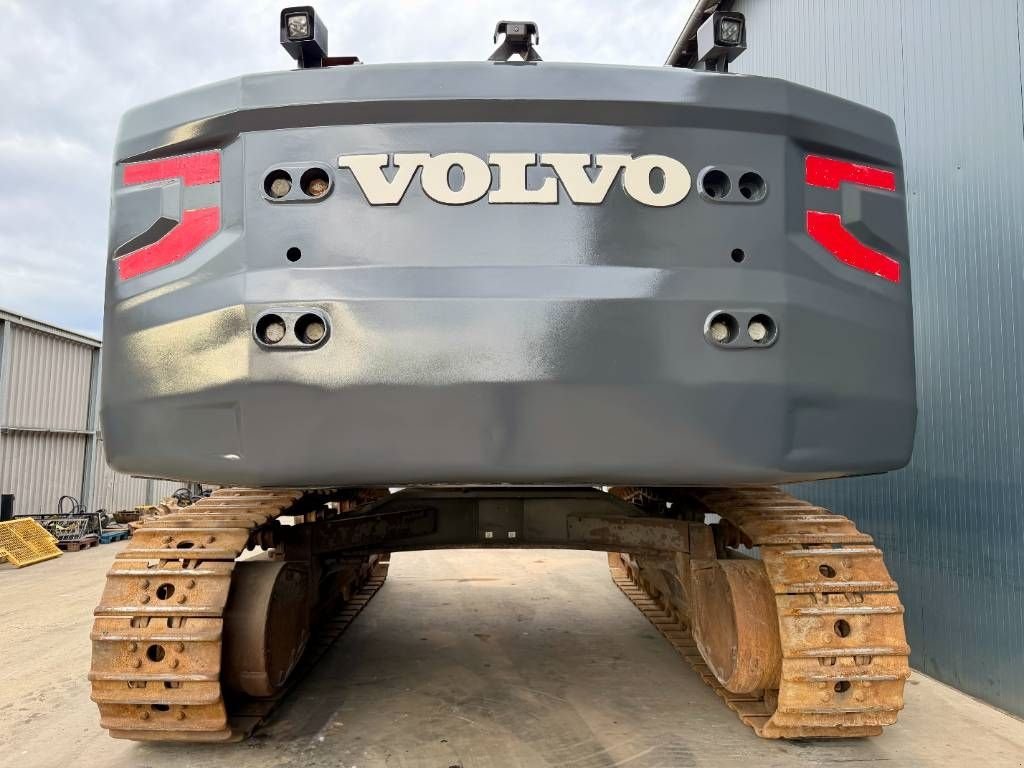 Kettenbagger от тип Volvo EC750E L, Gebrauchtmaschine в Venlo (Снимка 4)