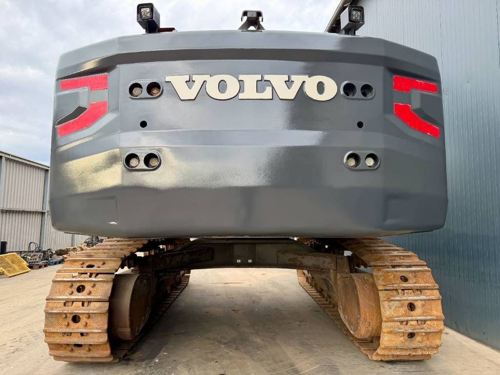 Kettenbagger del tipo Volvo EC750E L, Gebrauchtmaschine In Venlo (Immagine 4)