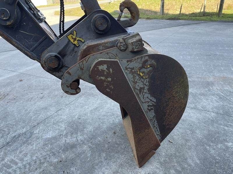 Kettenbagger του τύπου Volvo ECR 235 DL, Gebrauchtmaschine σε Waregem (Φωτογραφία 11)