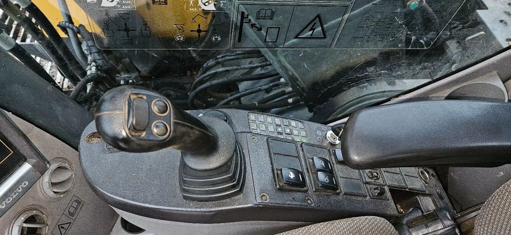 Kettenbagger des Typs Volvo ECR 235, Gebrauchtmaschine in Scharsterbrug (Bild 5)